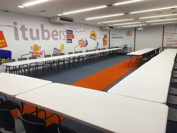 Sala de reunião Itaú